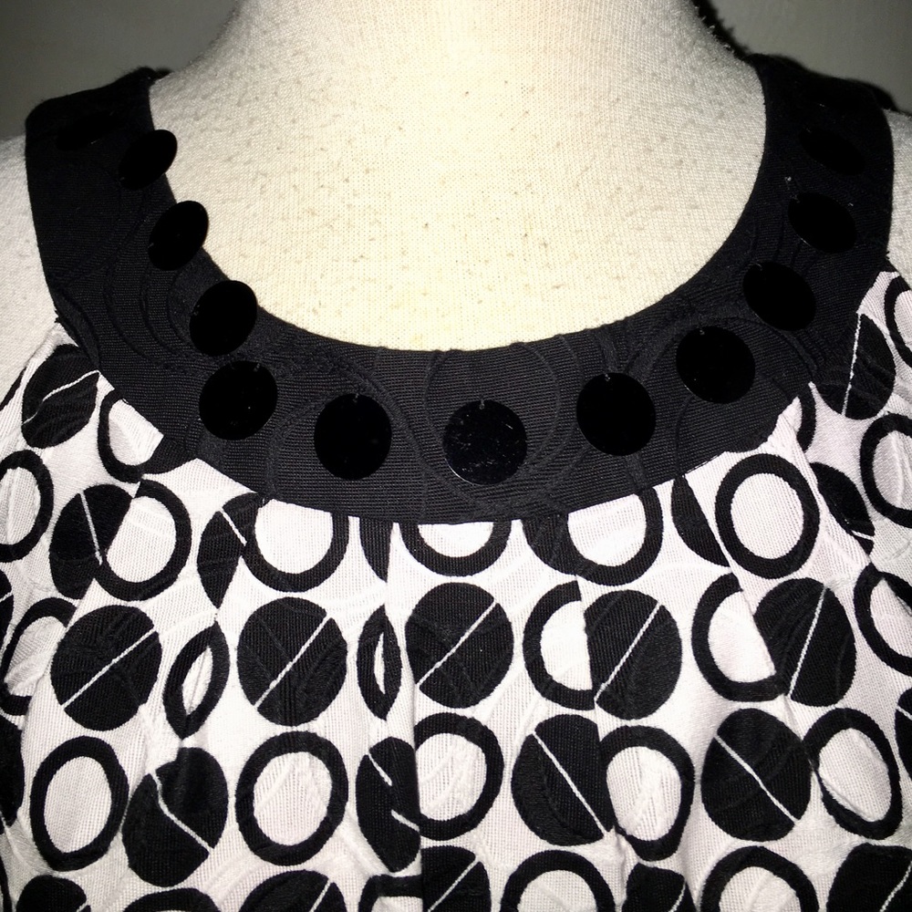 🖤Chic Print Work Dress🖤 - Picture 4 of 7